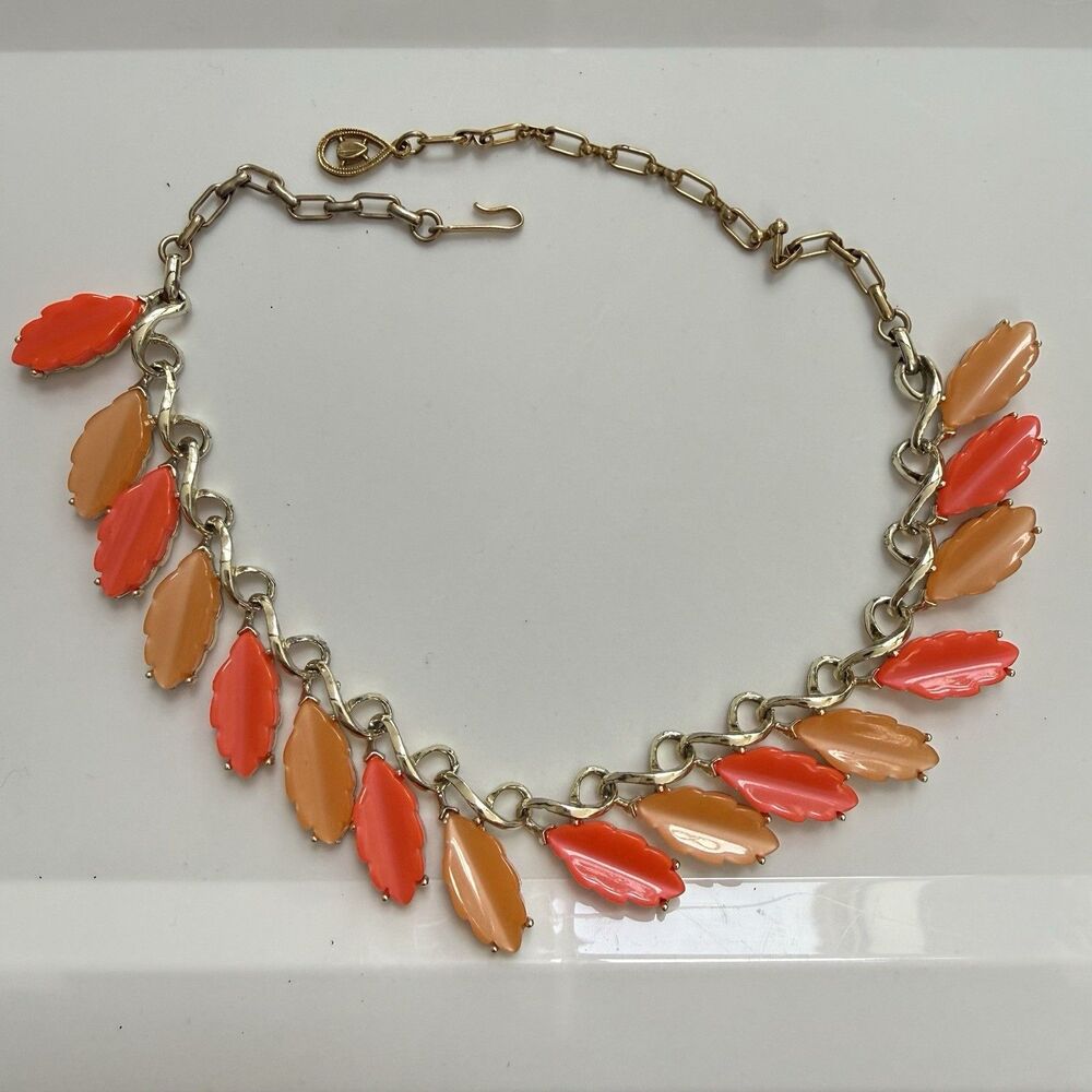 Vintage MCM Necklace Thermoset Coral Peach Color Gold Tone 16" Spring Summer